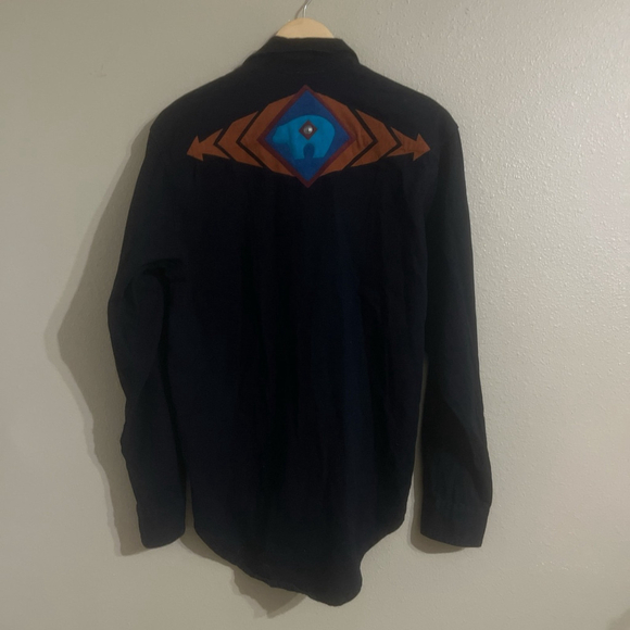 Sundance Western Women’s Small Black button-up shirt with Native American design - Picture 8 of 10